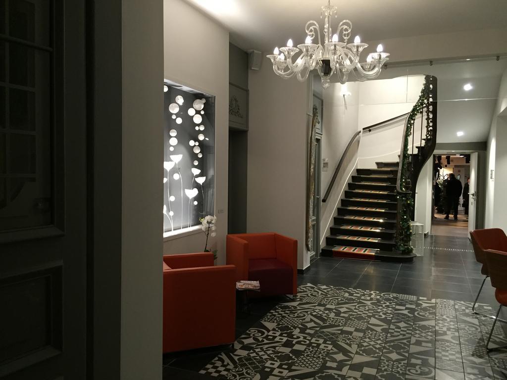 Hotel Les 3 Lieux Les Ponts-de-Cé Exterior foto